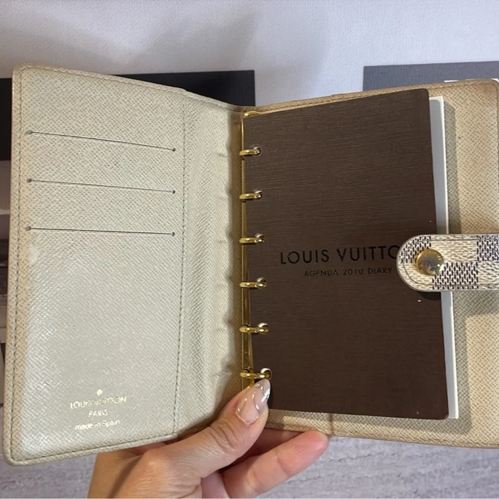 Louis Vuitton Trunks PM Agenda - Picture 9 of 14